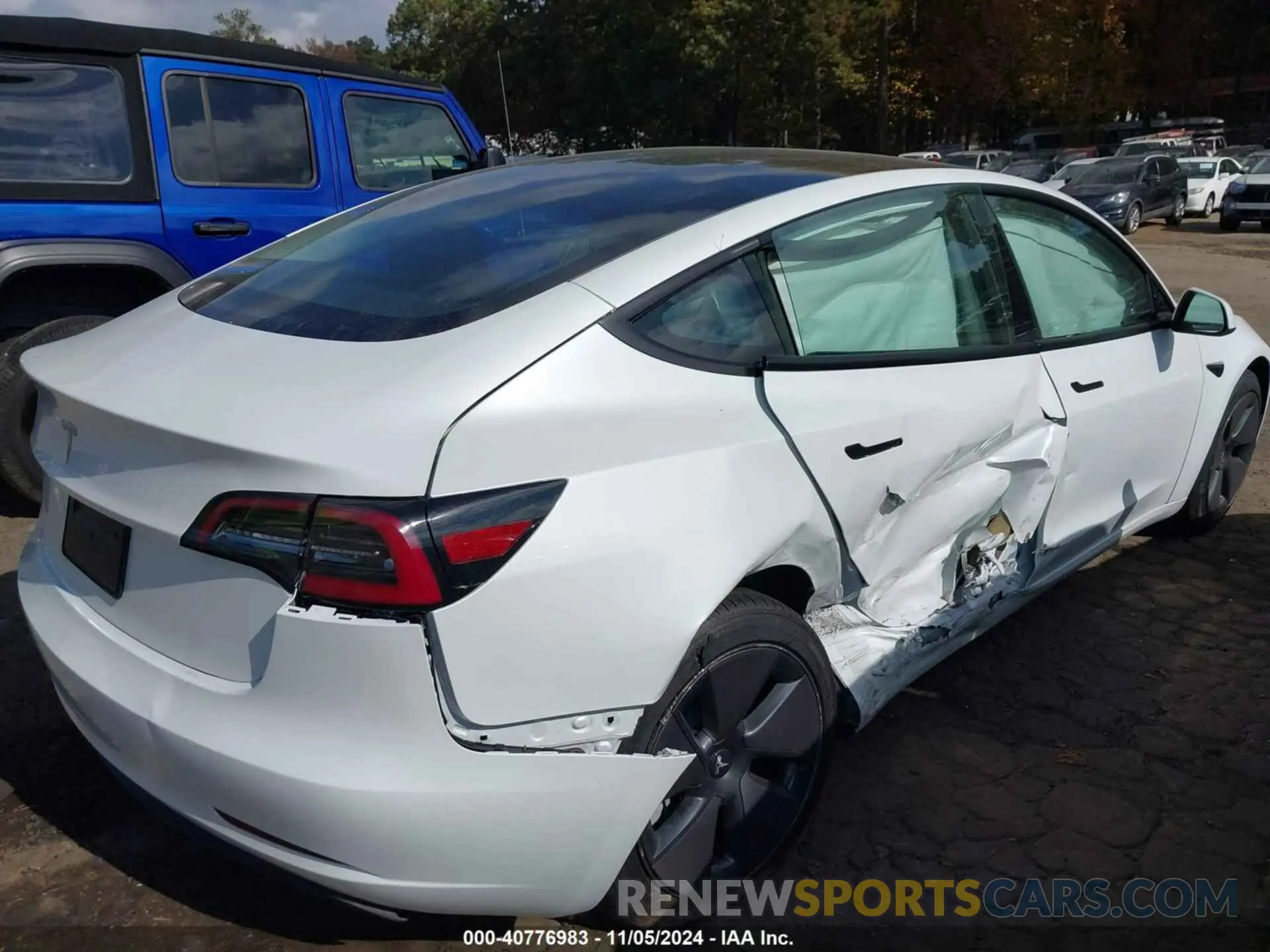 6 Photograph of a damaged car 5YJ3E1EA5PF546696 TESLA MODEL 3 2023