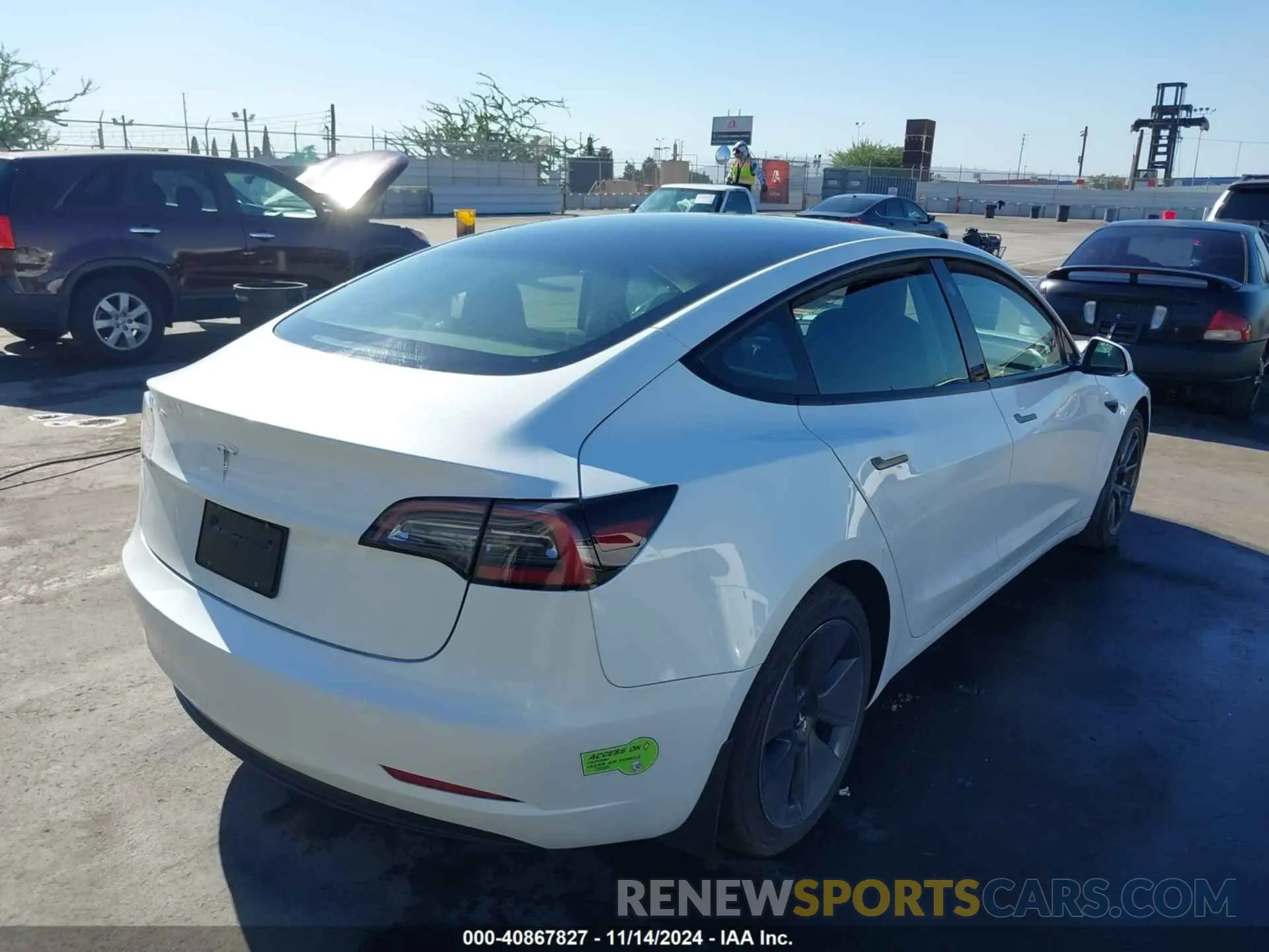 4 Photograph of a damaged car 5YJ3E1EA5PF548027 TESLA MODEL 3 2023