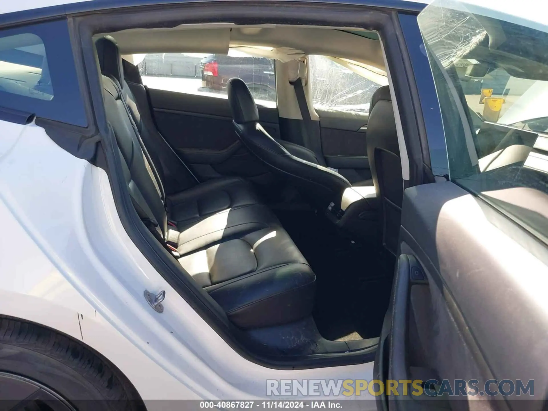 8 Photograph of a damaged car 5YJ3E1EA5PF548027 TESLA MODEL 3 2023