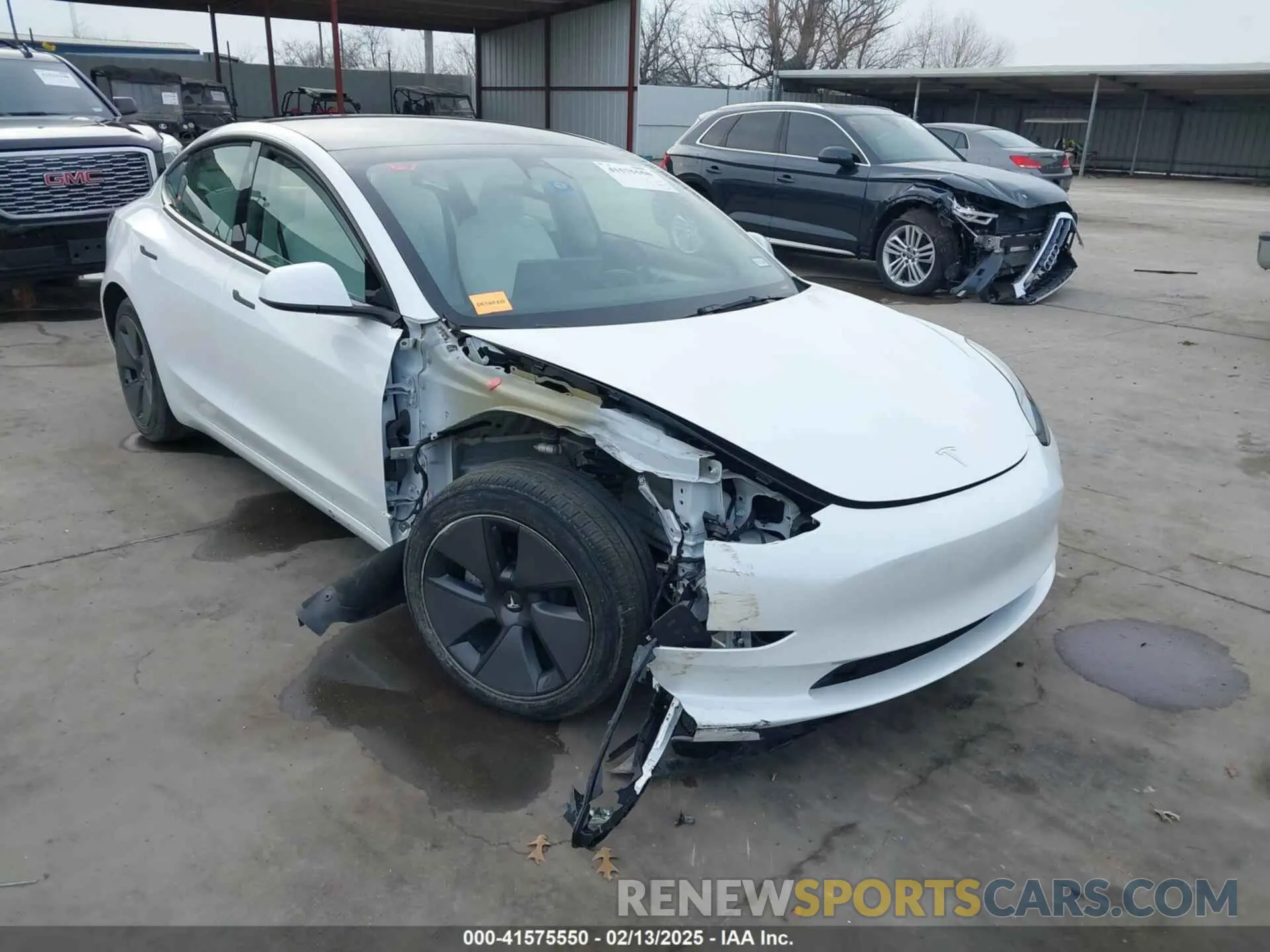 1 Photograph of a damaged car 5YJ3E1EA5PF550926 TESLA MODEL 3 2023