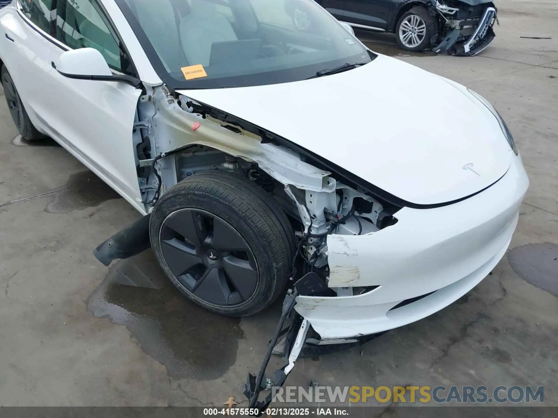 6 Photograph of a damaged car 5YJ3E1EA5PF550926 TESLA MODEL 3 2023