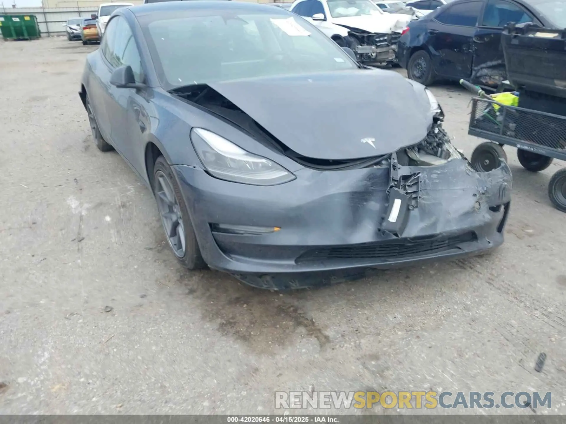 1 Photograph of a damaged car 5YJ3E1EA5PF552790 TESLA MODEL 3 2023