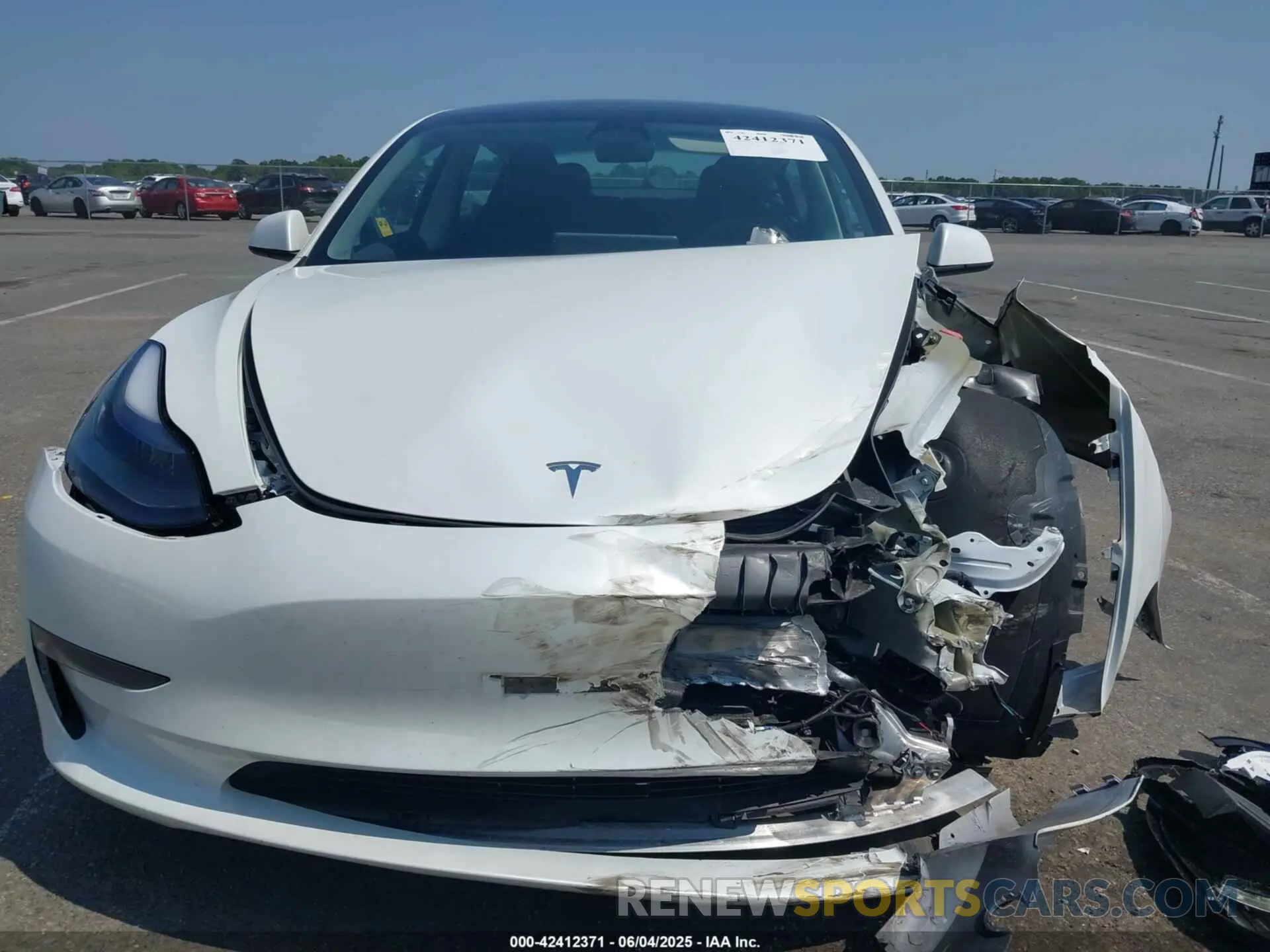 11 Photograph of a damaged car 5YJ3E1EA5PF555642 TESLA MODEL 3 2023