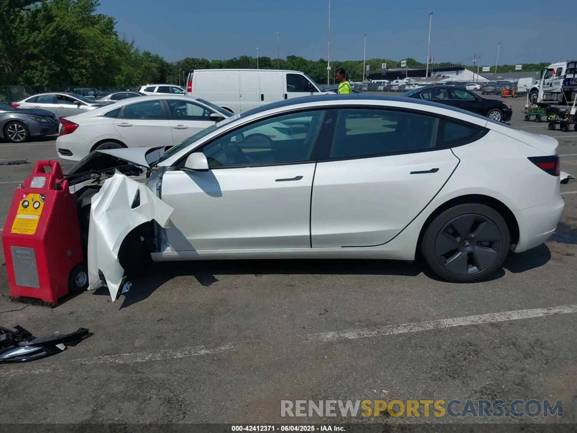 13 Photograph of a damaged car 5YJ3E1EA5PF555642 TESLA MODEL 3 2023