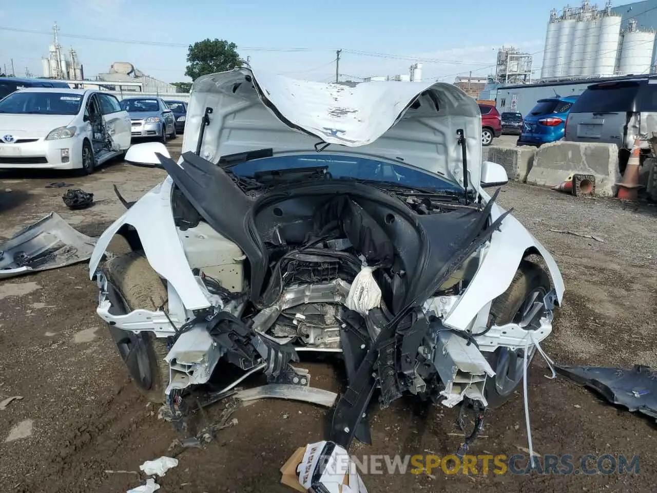 5 Photograph of a damaged car 5YJ3E1EA5PF558945 TESLA MODEL 3 2023