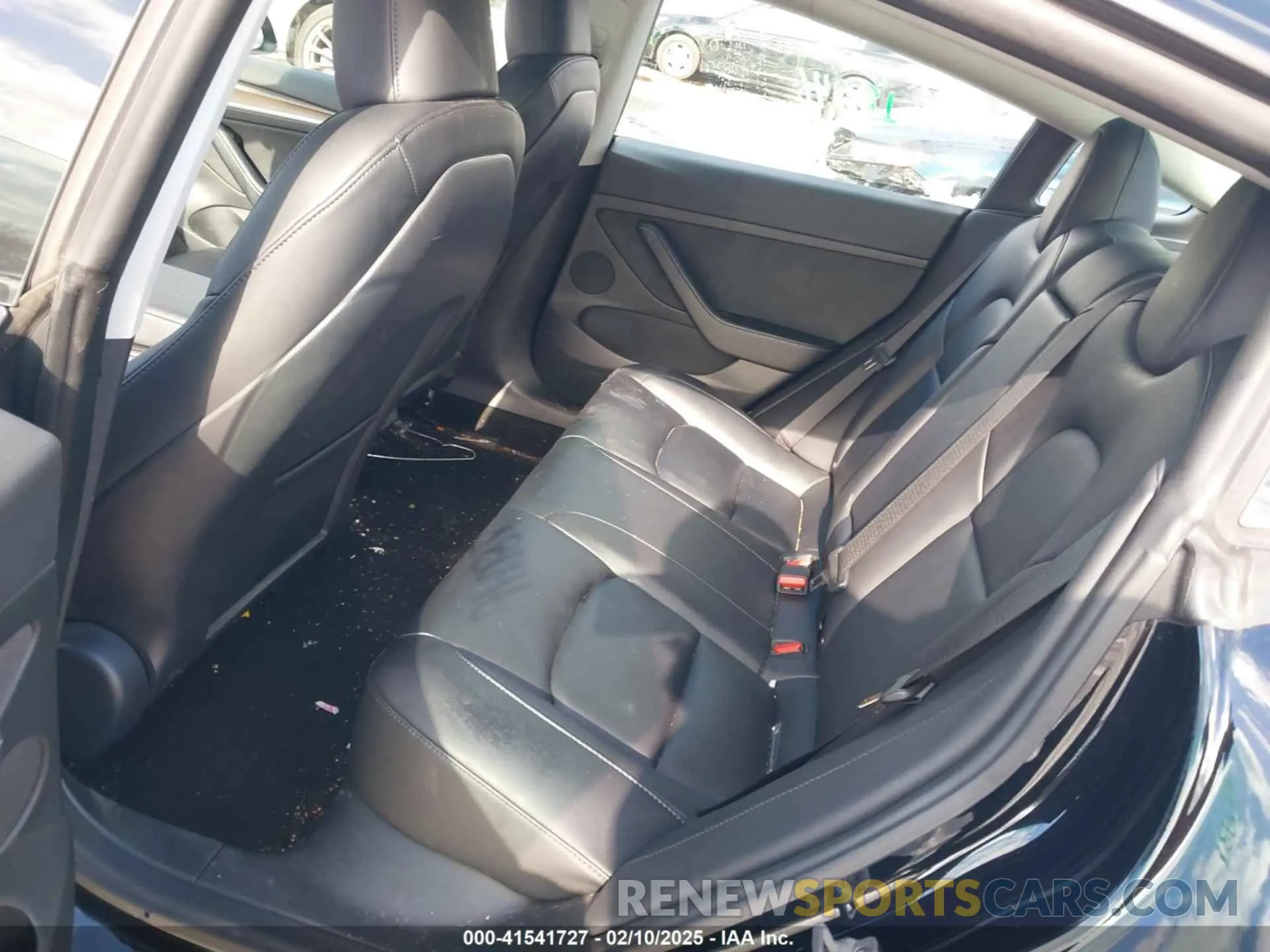 8 Photograph of a damaged car 5YJ3E1EA5PF563496 TESLA MODEL 3 2023
