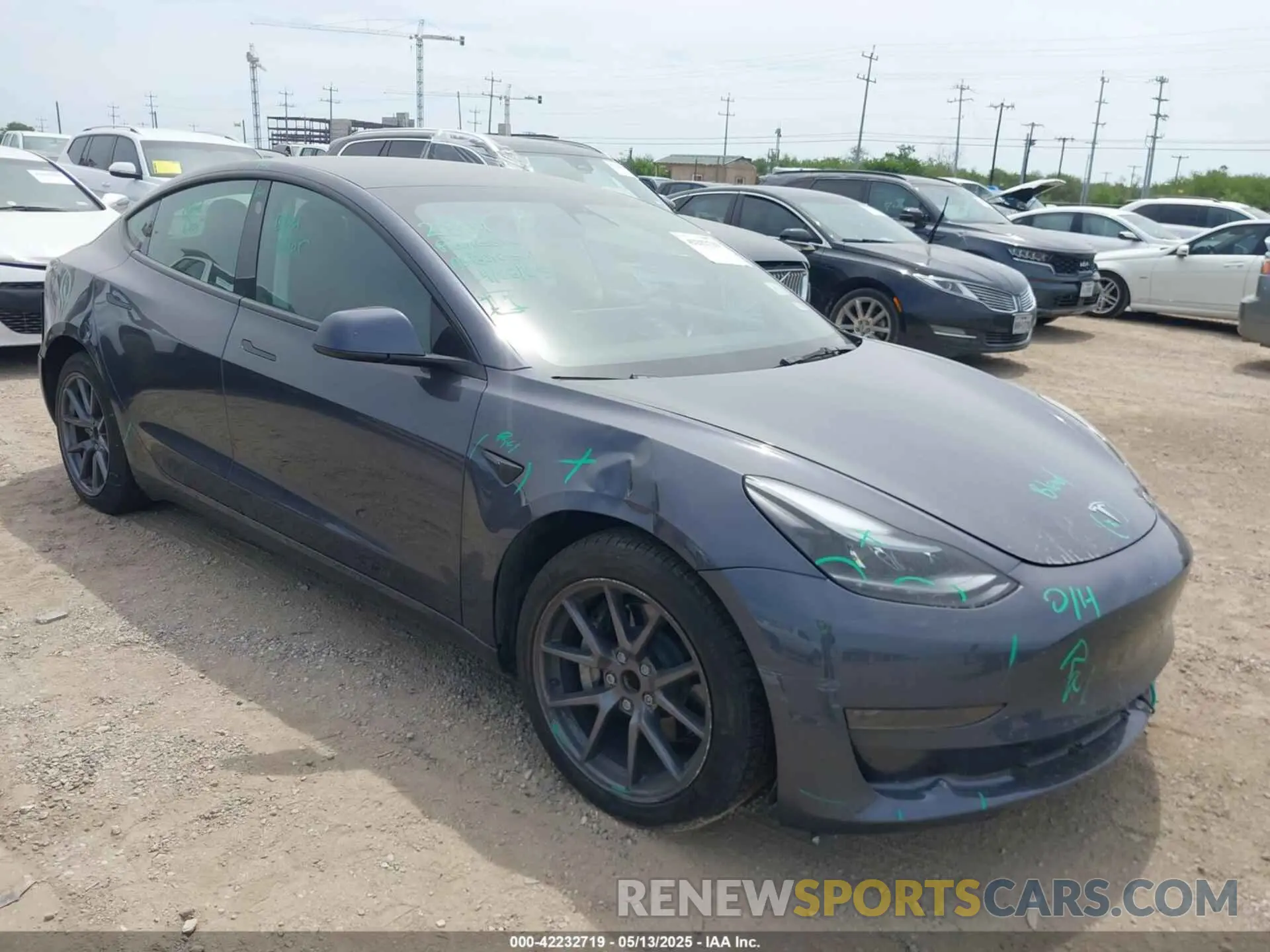 1 Photograph of a damaged car 5YJ3E1EA5PF565071 TESLA MODEL 3 2023