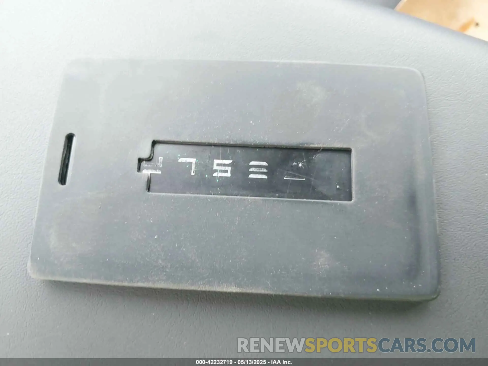 11 Photograph of a damaged car 5YJ3E1EA5PF565071 TESLA MODEL 3 2023