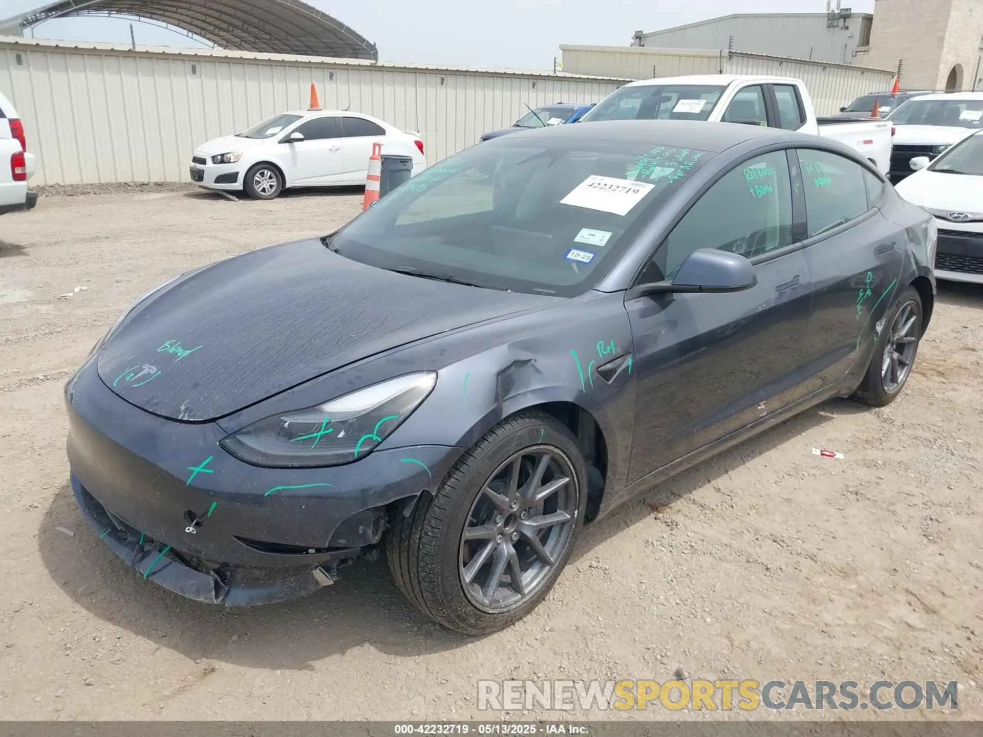 2 Photograph of a damaged car 5YJ3E1EA5PF565071 TESLA MODEL 3 2023