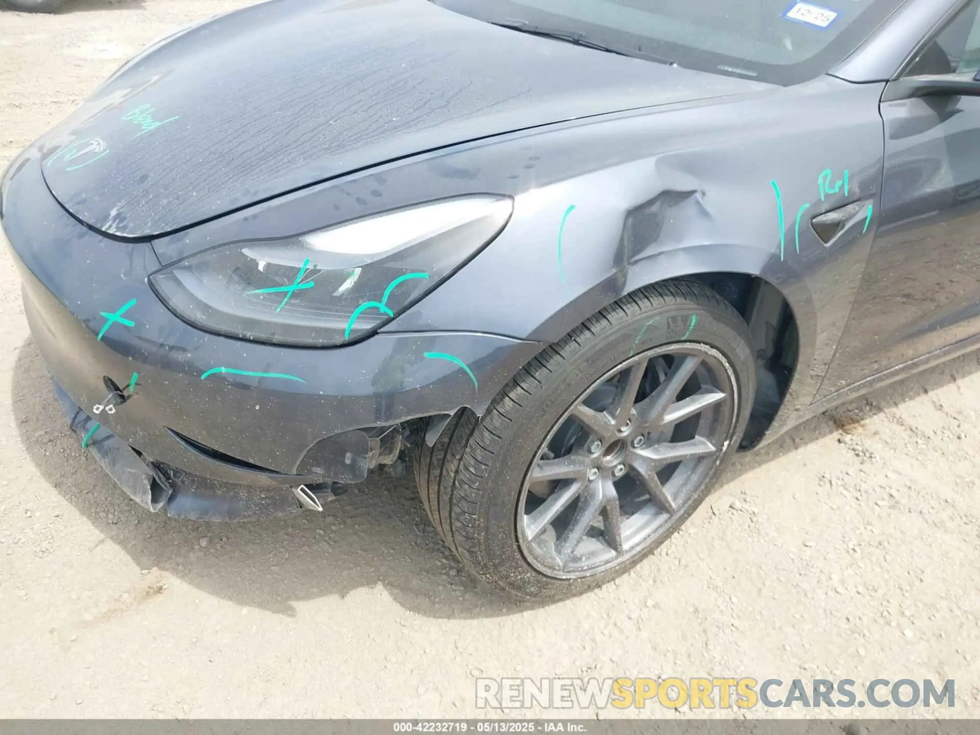 6 Photograph of a damaged car 5YJ3E1EA5PF565071 TESLA MODEL 3 2023