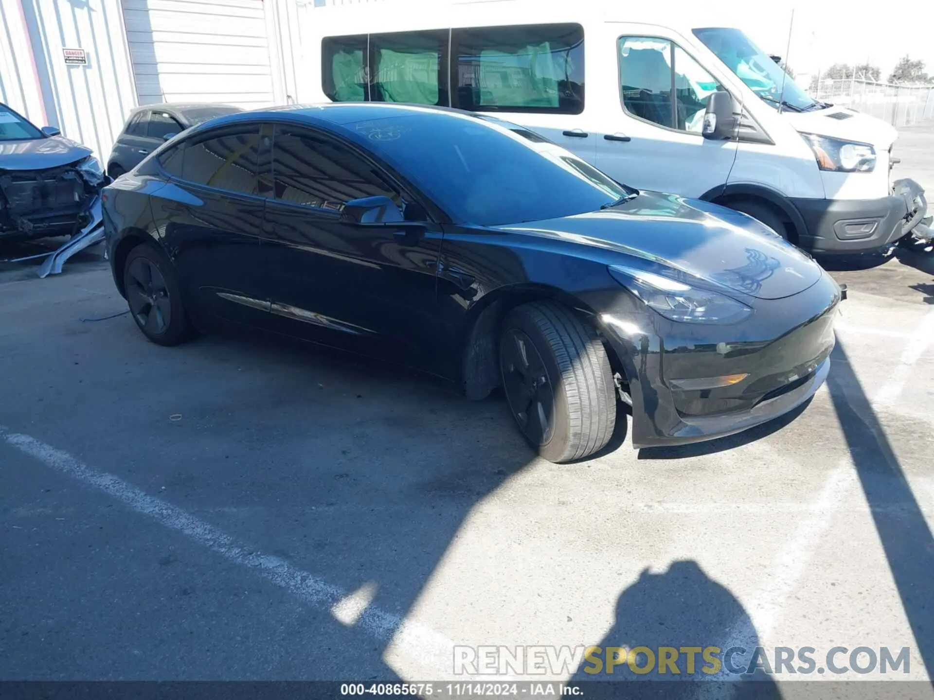 1 Photograph of a damaged car 5YJ3E1EA5PF571243 TESLA MODEL 3 2023