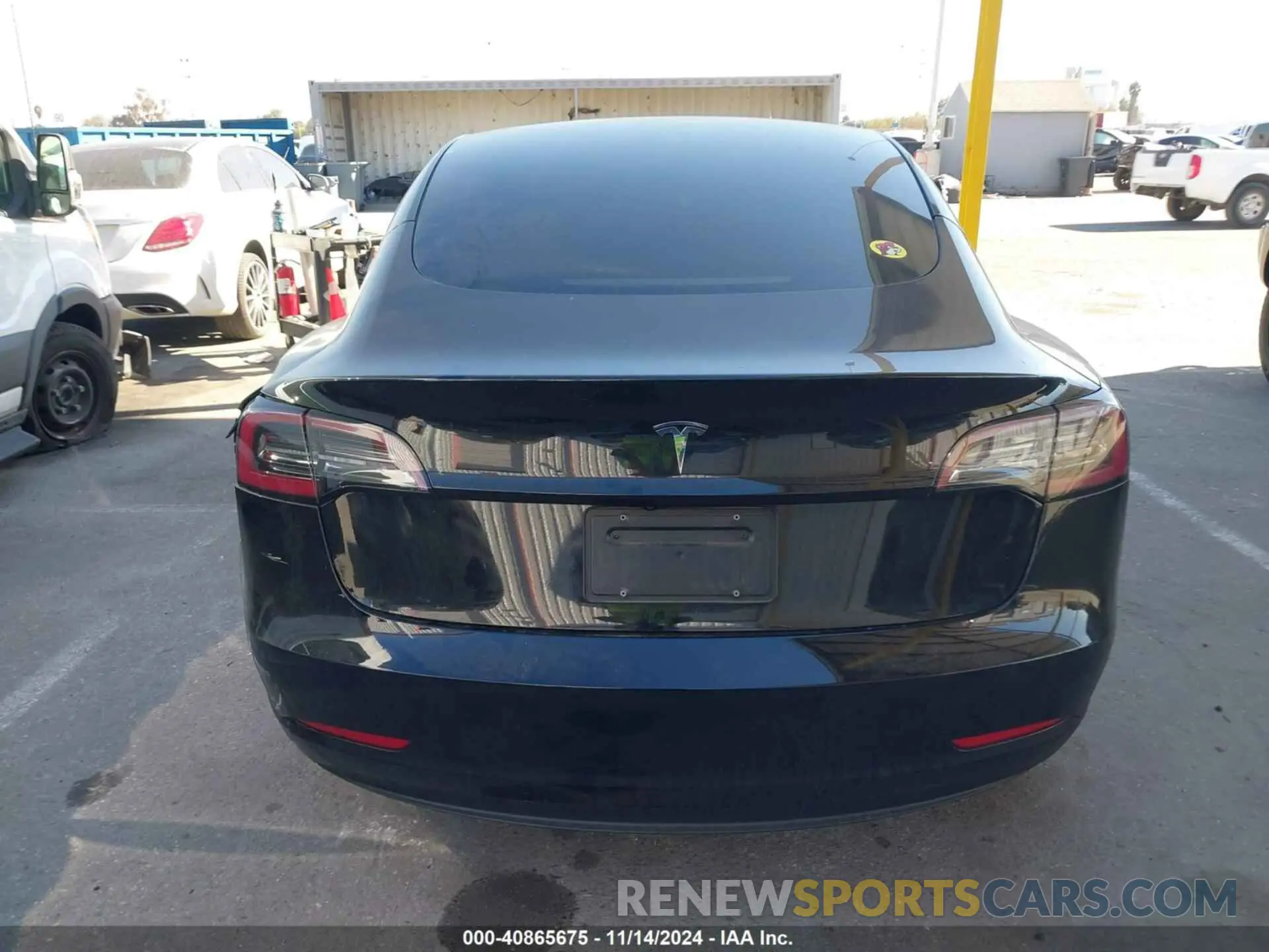 15 Photograph of a damaged car 5YJ3E1EA5PF571243 TESLA MODEL 3 2023