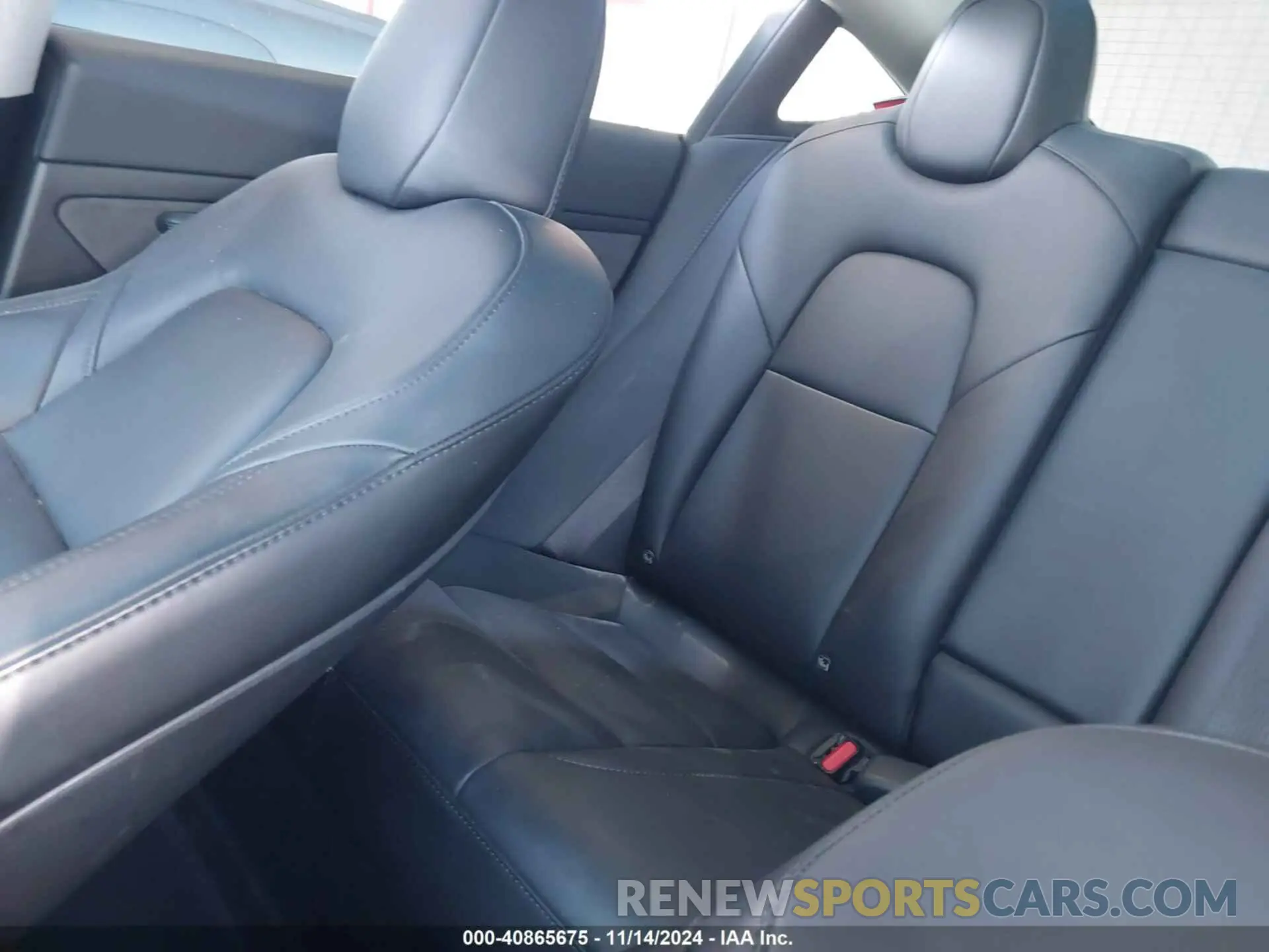 8 Photograph of a damaged car 5YJ3E1EA5PF571243 TESLA MODEL 3 2023