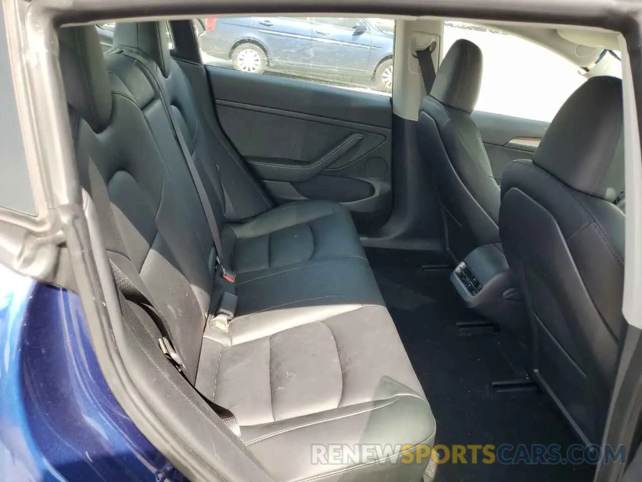 10 Photograph of a damaged car 5YJ3E1EA5PF578838 TESLA MODEL 3 2023