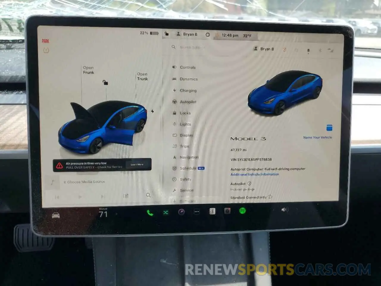 9 Photograph of a damaged car 5YJ3E1EA5PF578838 TESLA MODEL 3 2023