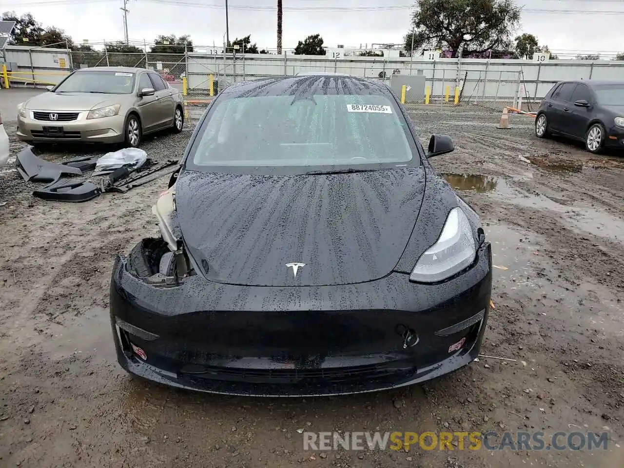 5 Photograph of a damaged car 5YJ3E1EA5PF590181 TESLA MODEL 3 2023