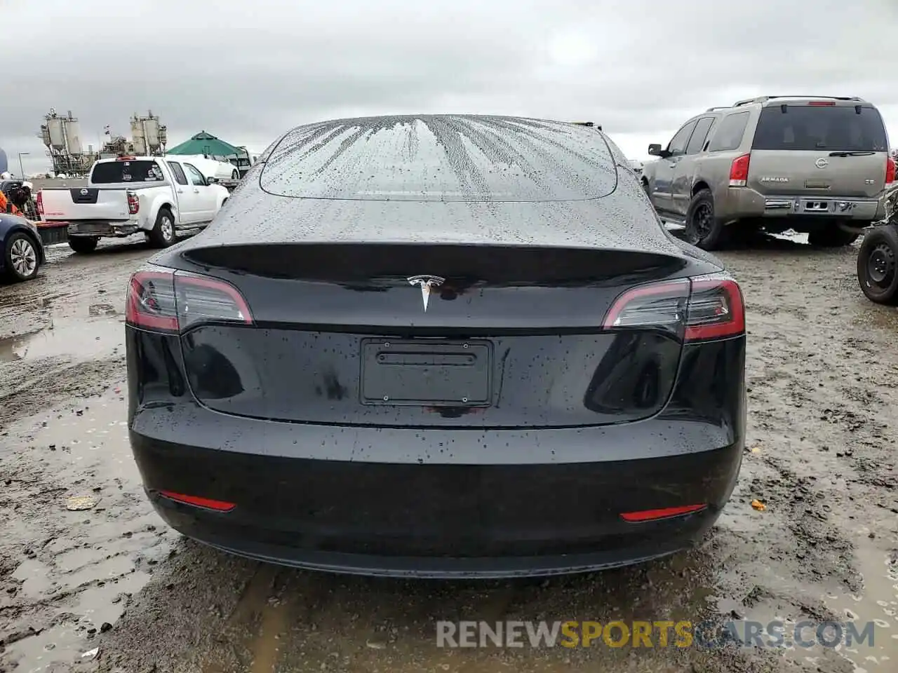 6 Photograph of a damaged car 5YJ3E1EA5PF590181 TESLA MODEL 3 2023