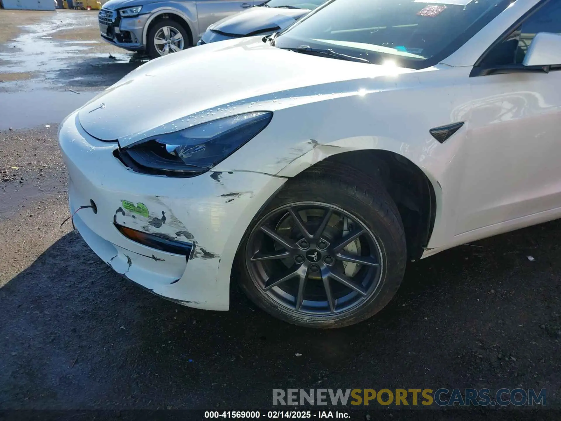 20 Photograph of a damaged car 5YJ3E1EA5PF598393 TESLA MODEL 3 2023