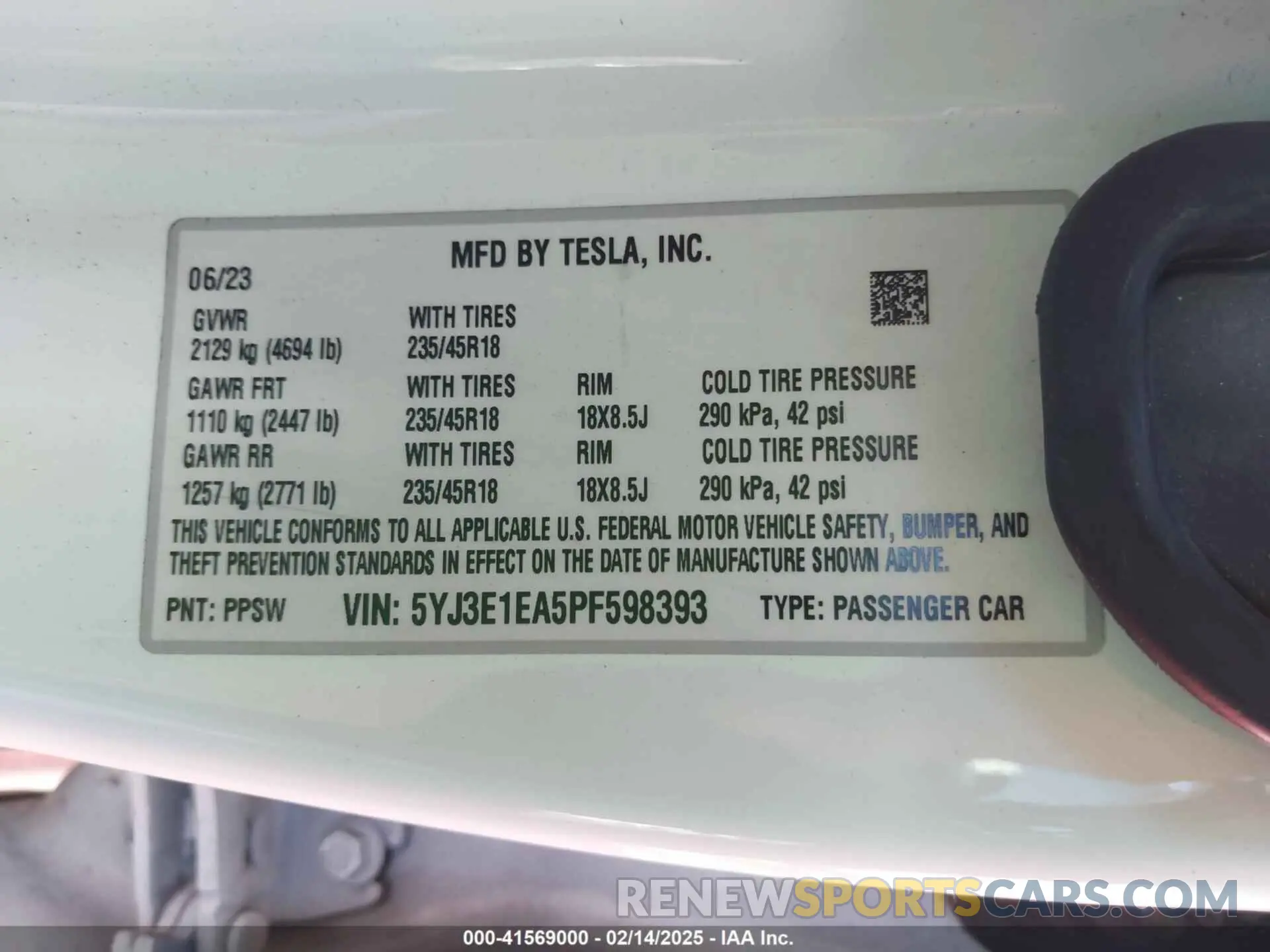 9 Photograph of a damaged car 5YJ3E1EA5PF598393 TESLA MODEL 3 2023