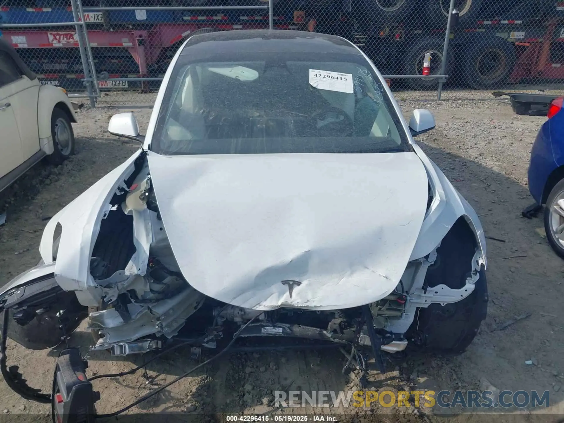 11 Photograph of a damaged car 5YJ3E1EA5PF599575 TESLA MODEL 3 2023
