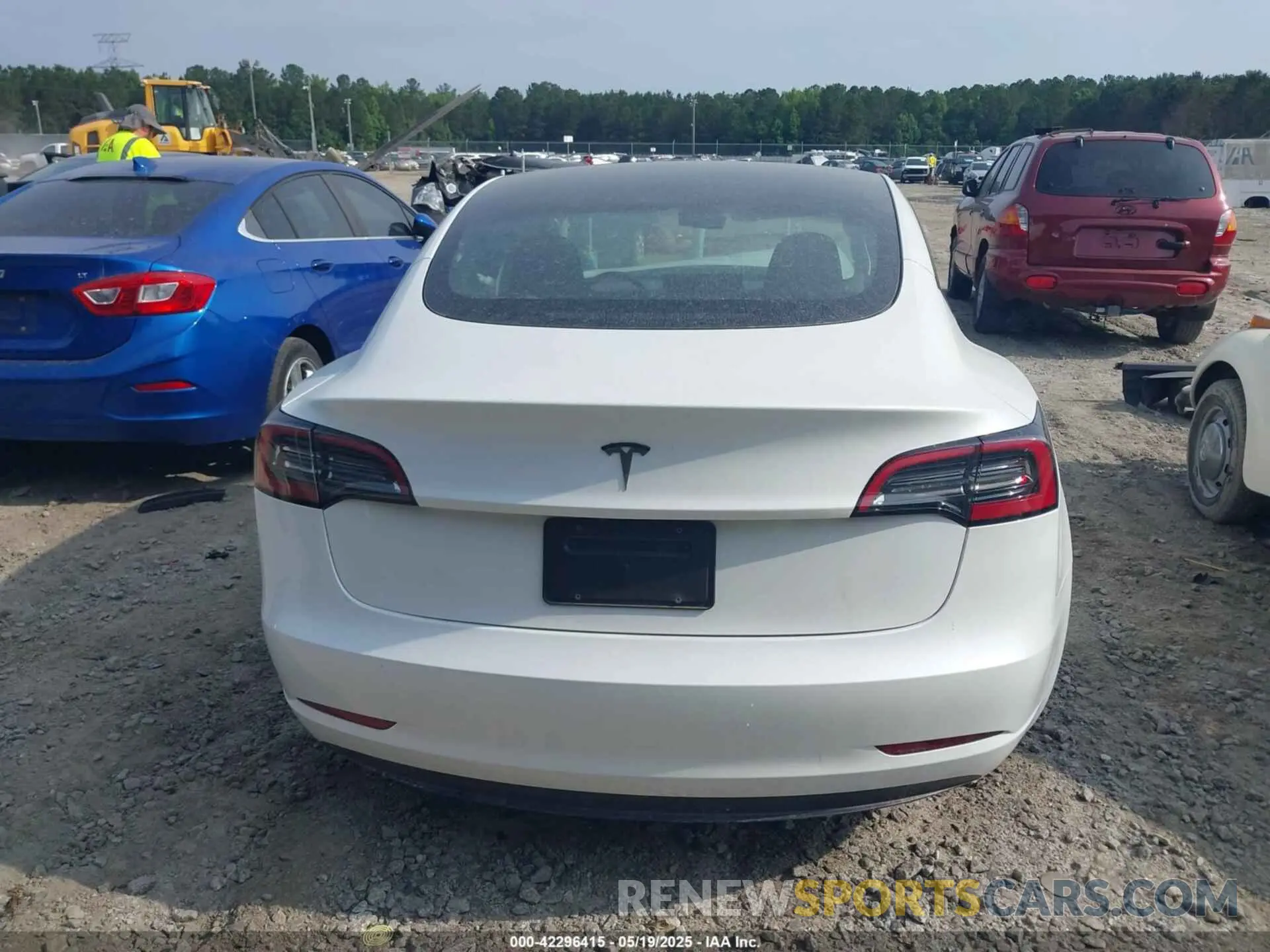 15 Photograph of a damaged car 5YJ3E1EA5PF599575 TESLA MODEL 3 2023
