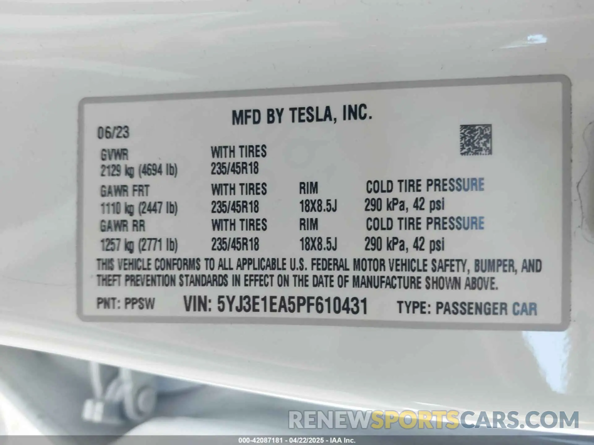 9 Photograph of a damaged car 5YJ3E1EA5PF610431 TESLA MODEL 3 2023