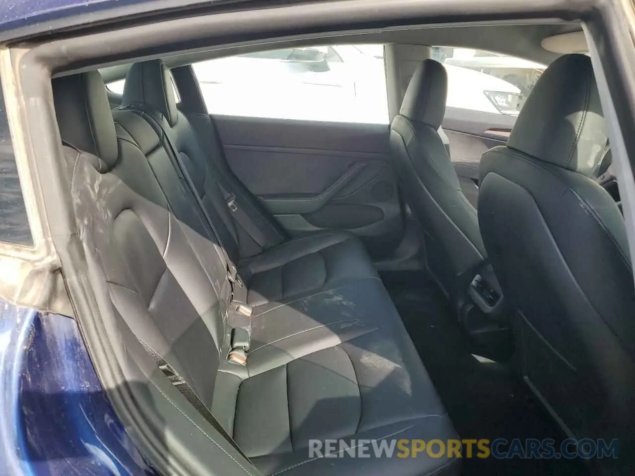 11 Photograph of a damaged car 5YJ3E1EA5PF638097 TESLA MODEL 3 2023