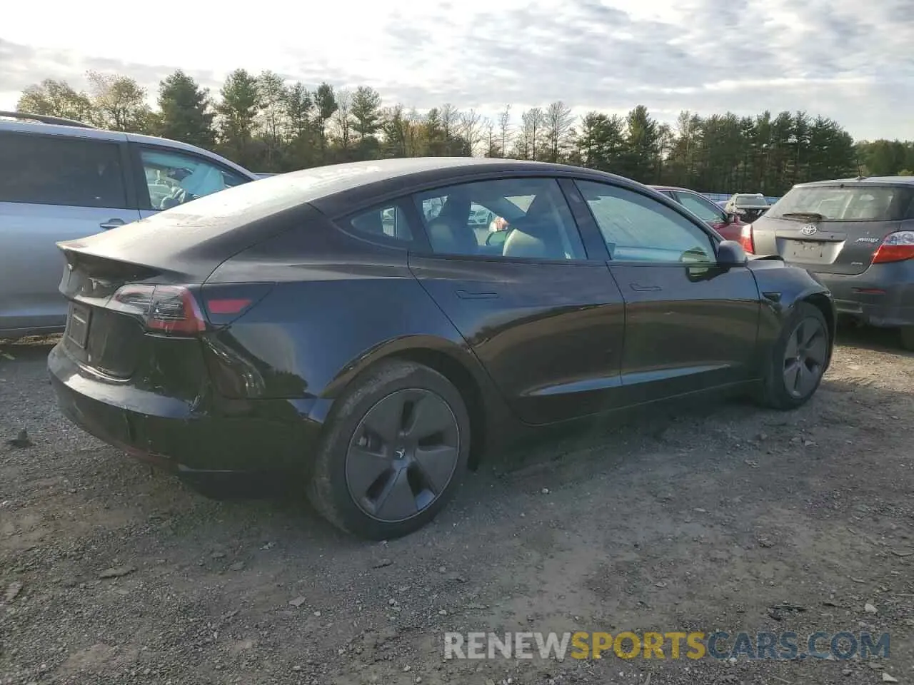 3 Photograph of a damaged car 5YJ3E1EA5PF642425 TESLA MODEL 3 2023