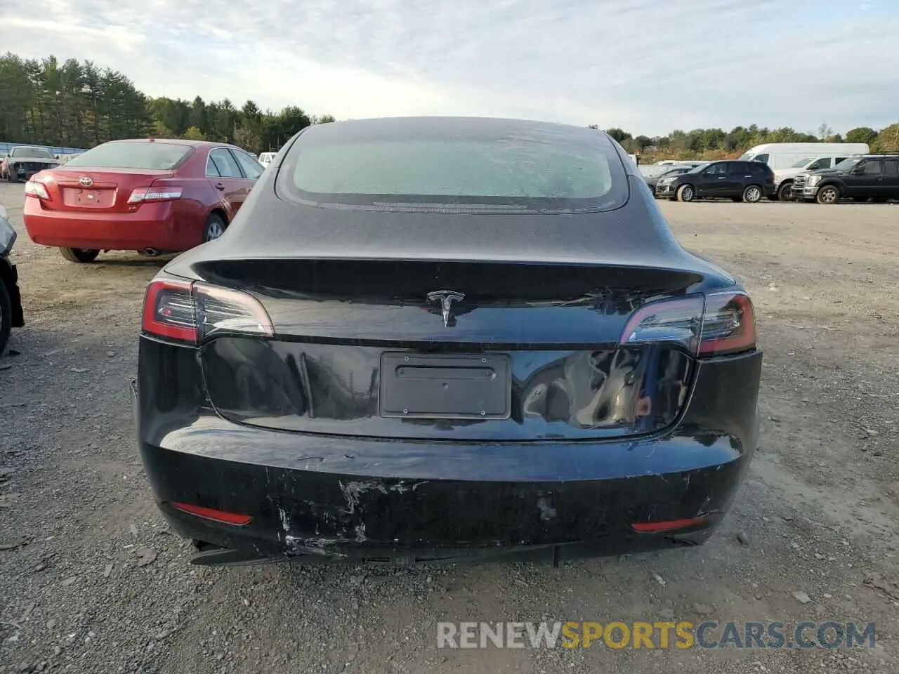 6 Photograph of a damaged car 5YJ3E1EA5PF642425 TESLA MODEL 3 2023