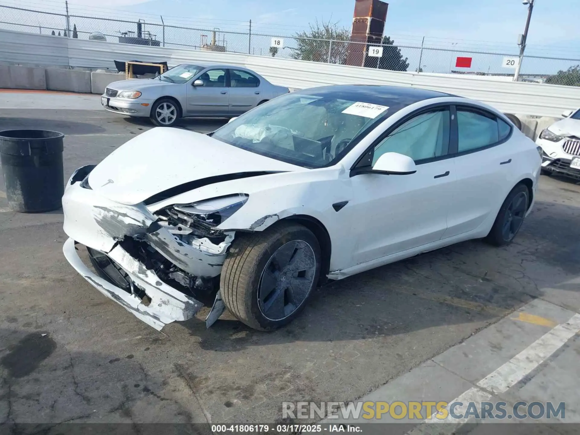 2 Photograph of a damaged car 5YJ3E1EA5PF646068 TESLA MODEL 3 2023