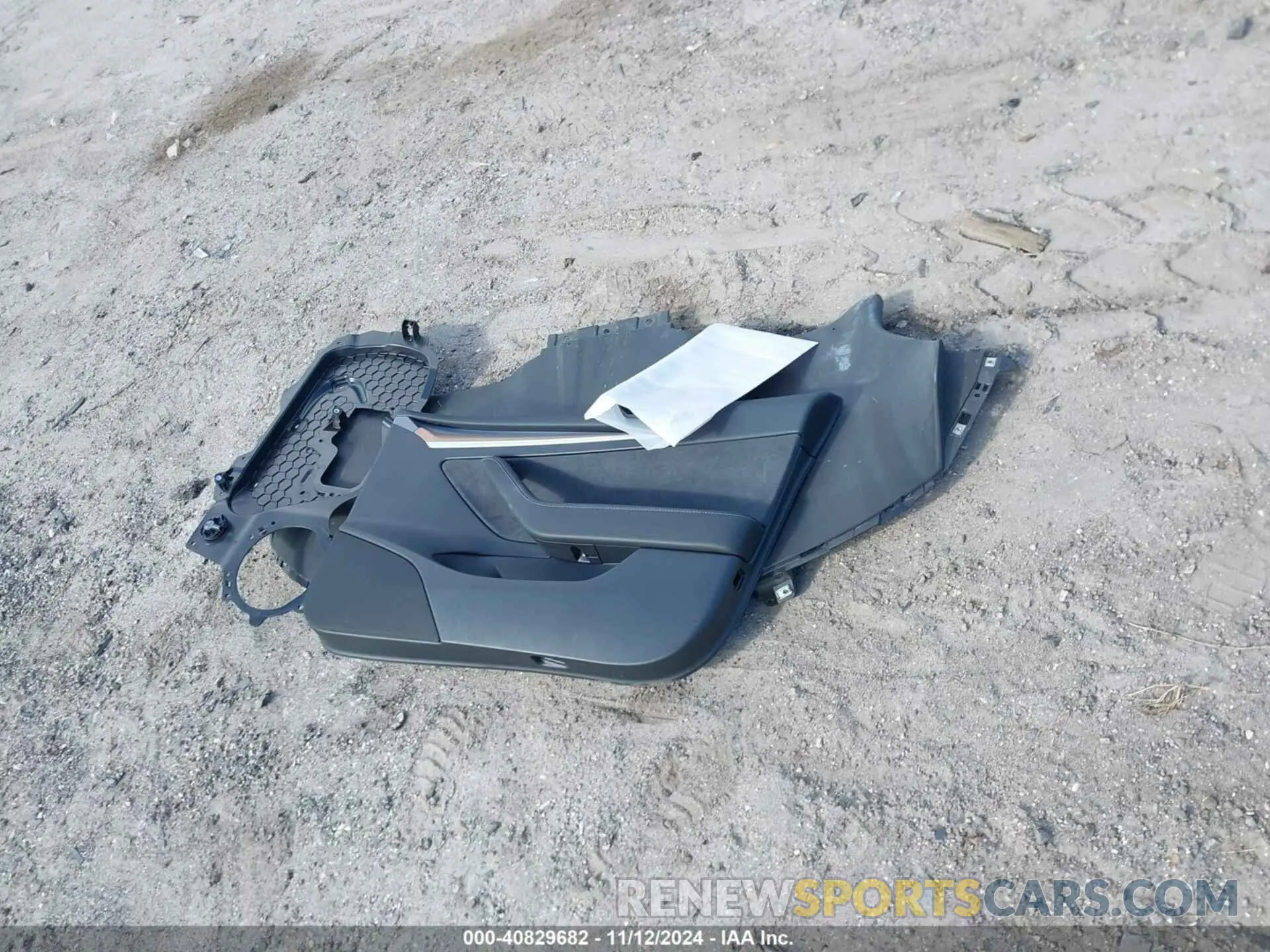 12 Photograph of a damaged car 5YJ3E1EA5PF648404 TESLA MODEL 3 2023