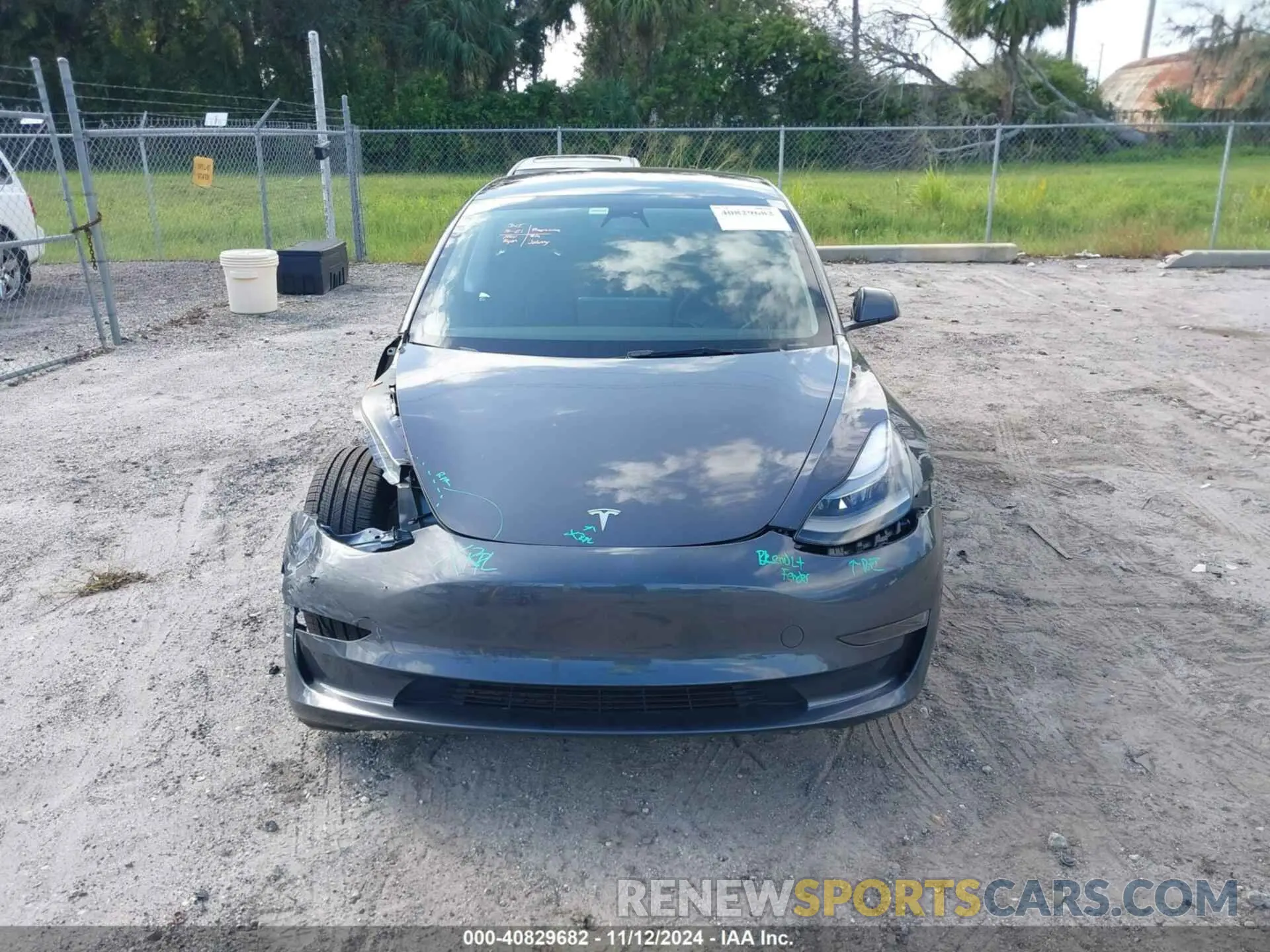 13 Photograph of a damaged car 5YJ3E1EA5PF648404 TESLA MODEL 3 2023