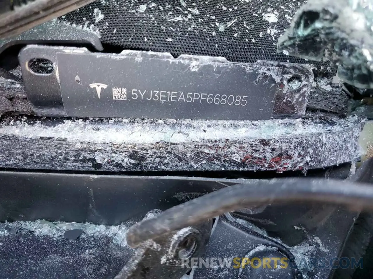 12 Photograph of a damaged car 5YJ3E1EA5PF668085 TESLA MODEL 3 2023