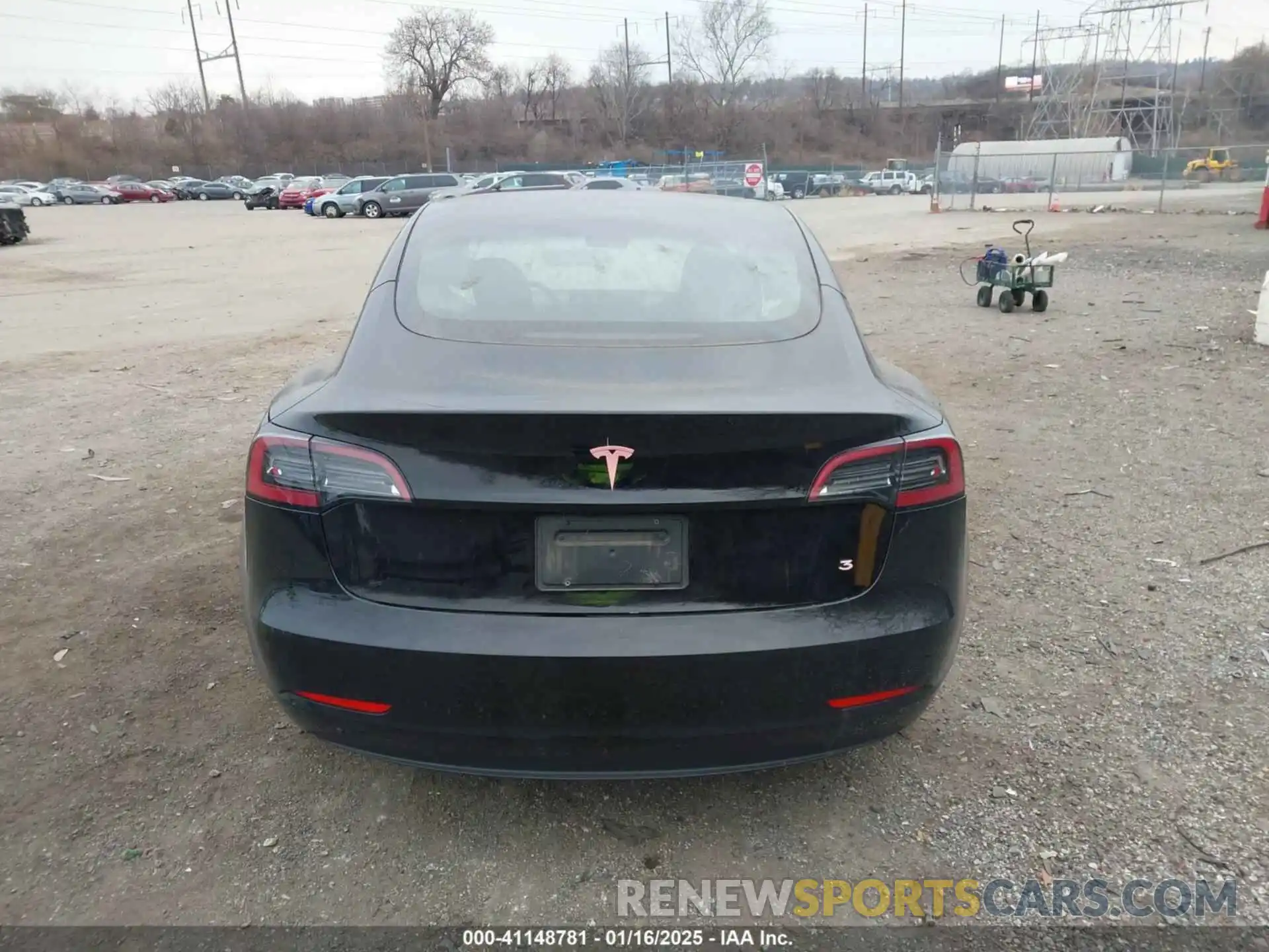 15 Photograph of a damaged car 5YJ3E1EA5PF668720 TESLA MODEL 3 2023