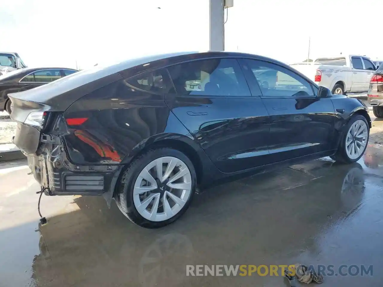 3 Photograph of a damaged car 5YJ3E1EA5PF670340 TESLA MODEL 3 2023