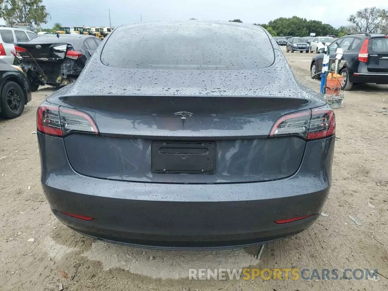6 Photograph of a damaged car 5YJ3E1EA5PF674730 TESLA MODEL 3 2023