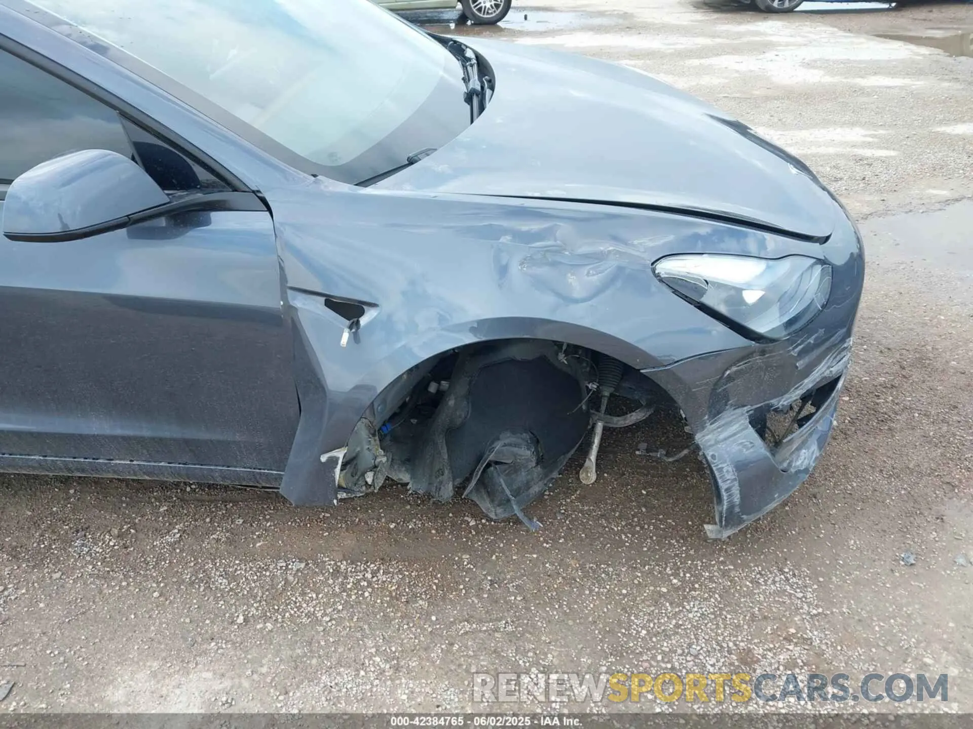 6 Photograph of a damaged car 5YJ3E1EA5PF676316 TESLA MODEL 3 2023