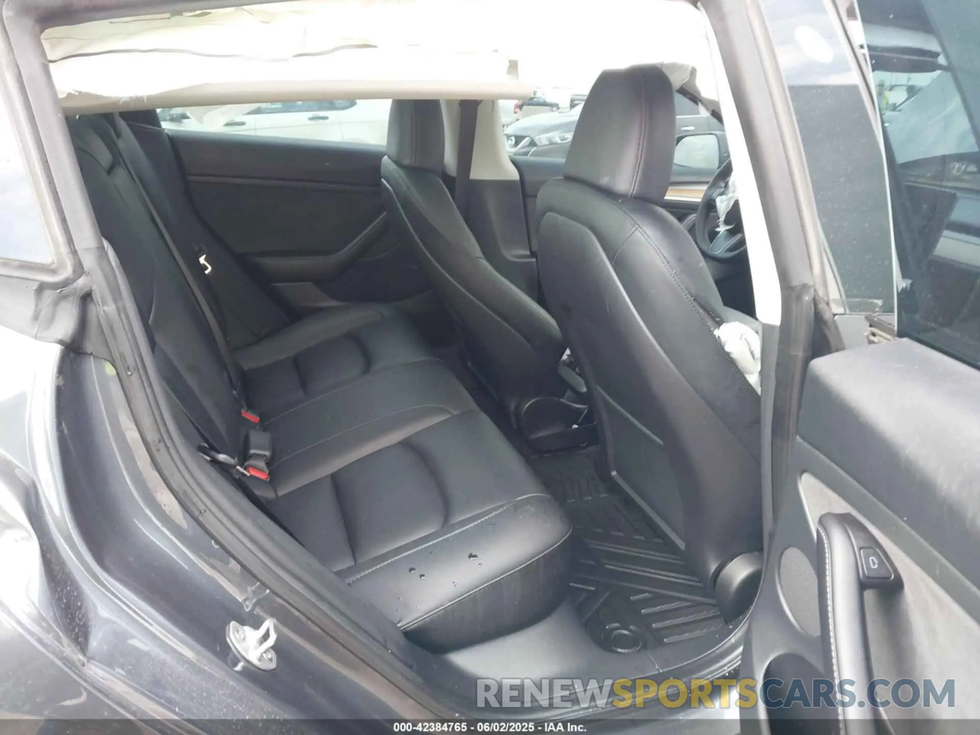 8 Photograph of a damaged car 5YJ3E1EA5PF676316 TESLA MODEL 3 2023