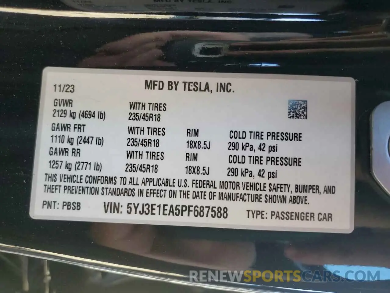 15 Photograph of a damaged car 5YJ3E1EA5PF687588 TESLA MODEL 3 2023