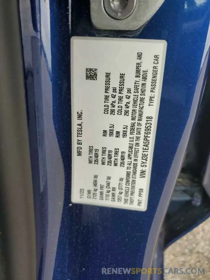 12 Photograph of a damaged car 5YJ3E1EA5PF695318 TESLA MODEL 3 2023