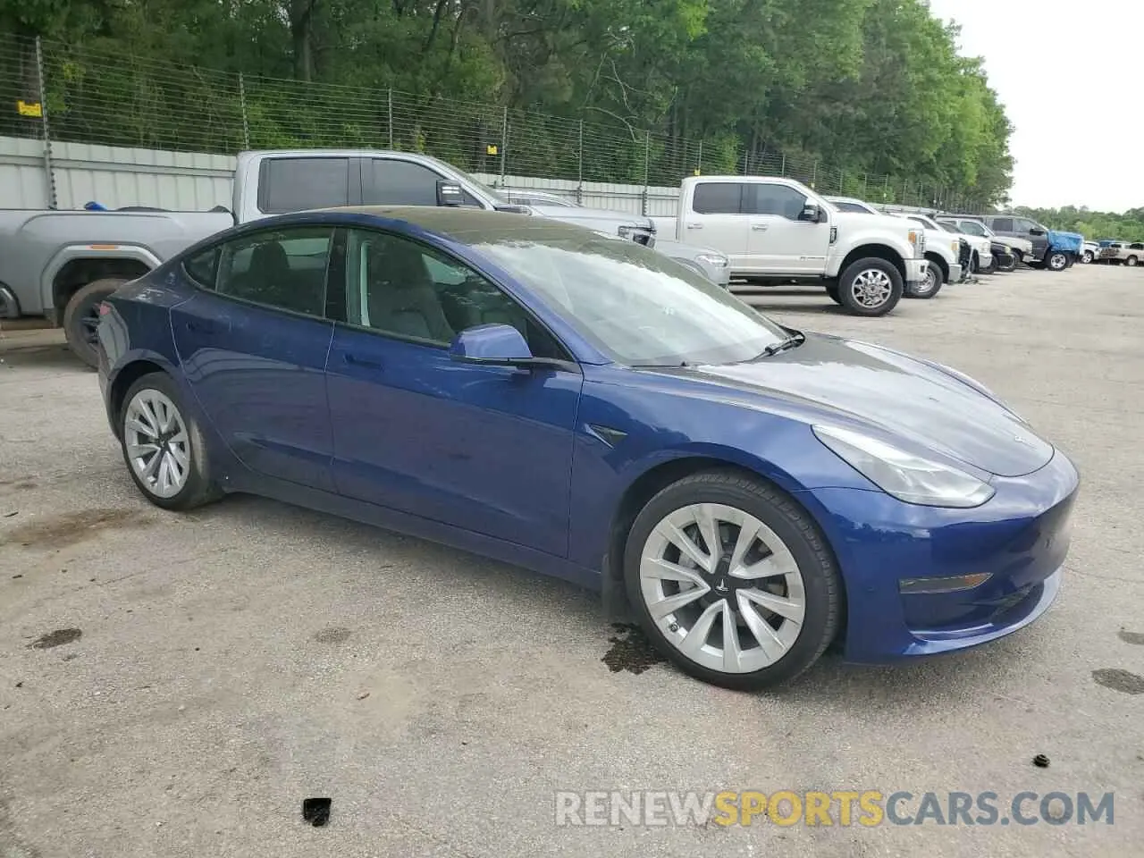 4 Photograph of a damaged car 5YJ3E1EA5PF695318 TESLA MODEL 3 2023