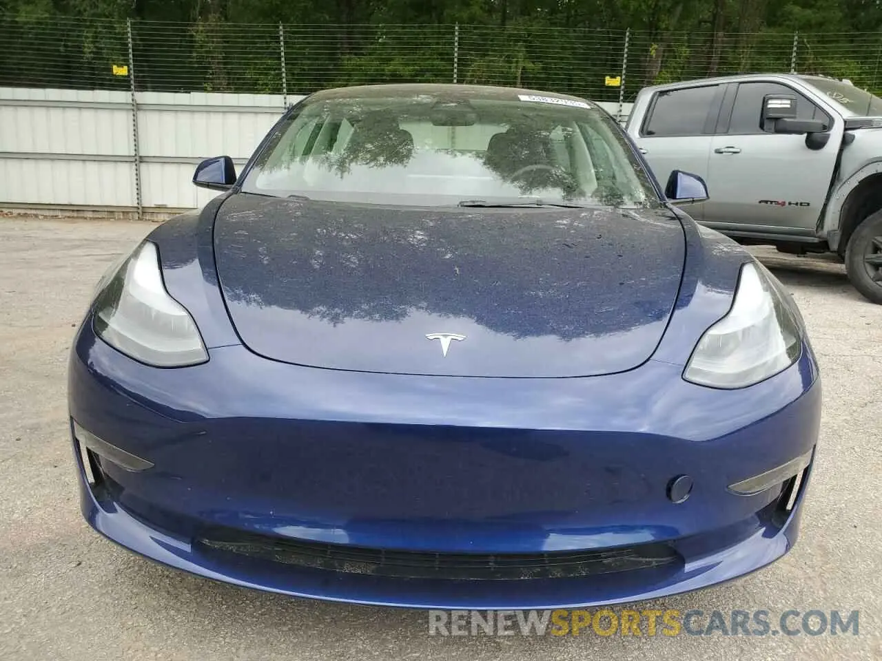 5 Photograph of a damaged car 5YJ3E1EA5PF695318 TESLA MODEL 3 2023