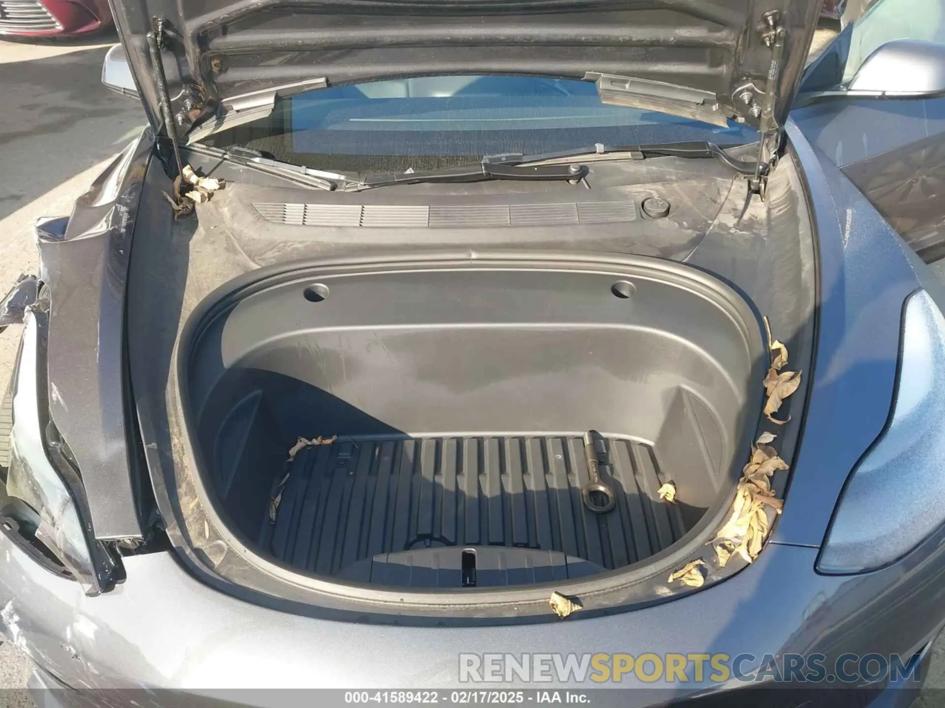 10 Photograph of a damaged car 5YJ3E1EA5PF697201 TESLA MODEL 3 2023