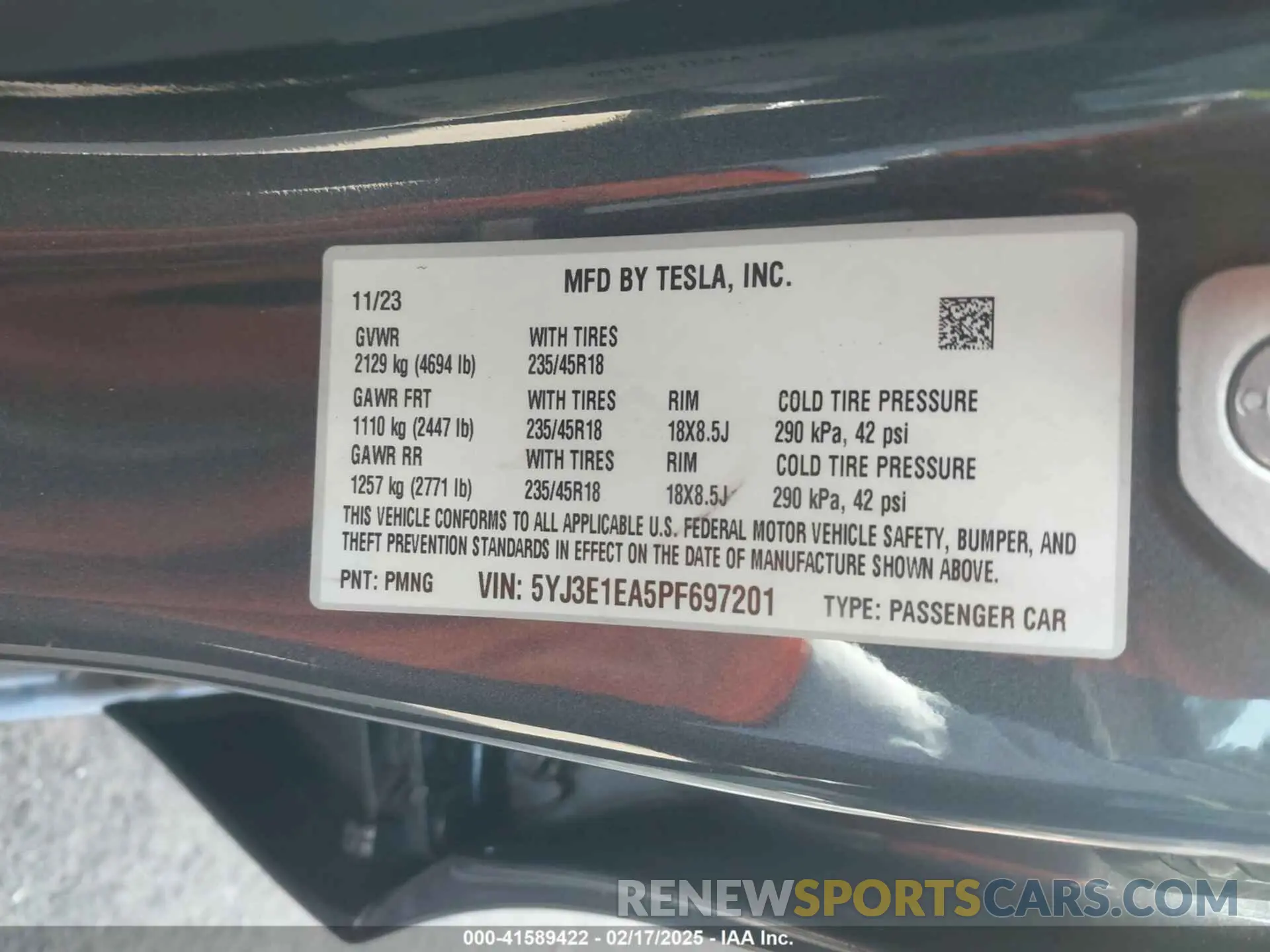 9 Photograph of a damaged car 5YJ3E1EA5PF697201 TESLA MODEL 3 2023