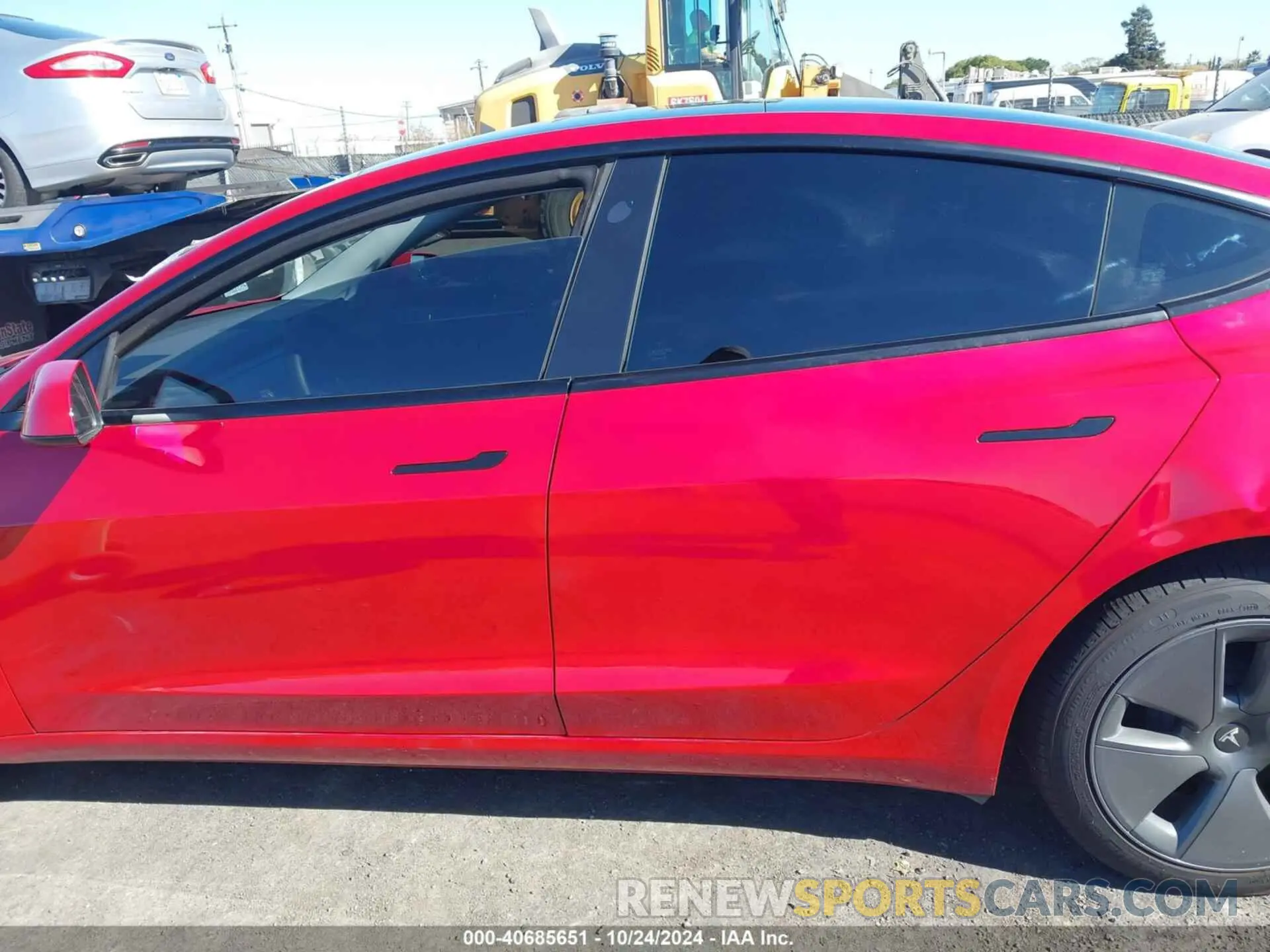 15 Photograph of a damaged car 5YJ3E1EA5PF697263 TESLA MODEL 3 2023
