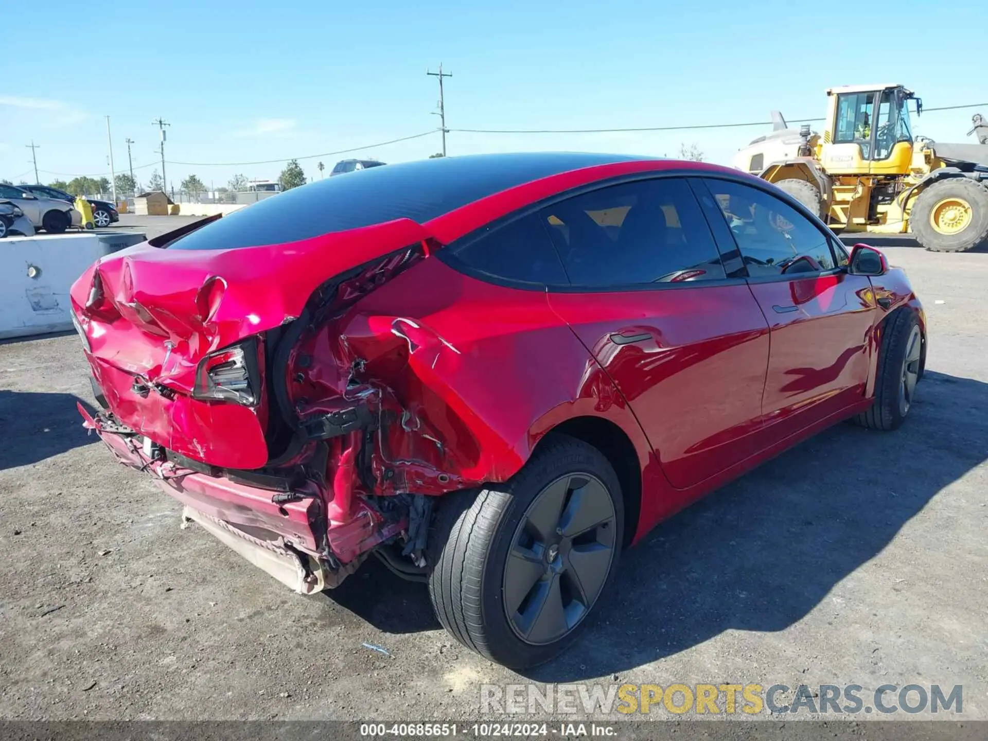 4 Photograph of a damaged car 5YJ3E1EA5PF697263 TESLA MODEL 3 2023