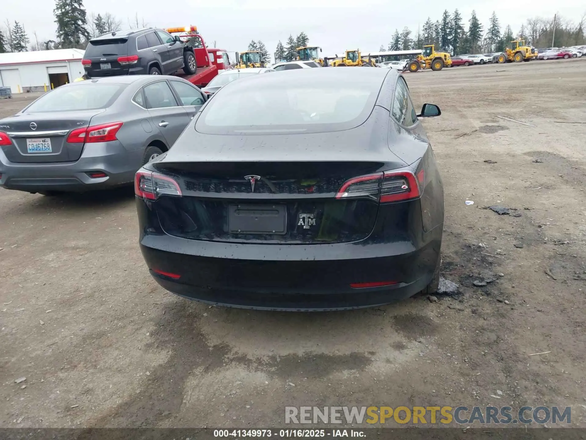17 Photograph of a damaged car 5YJ3E1EA5PF698235 TESLA MODEL 3 2023