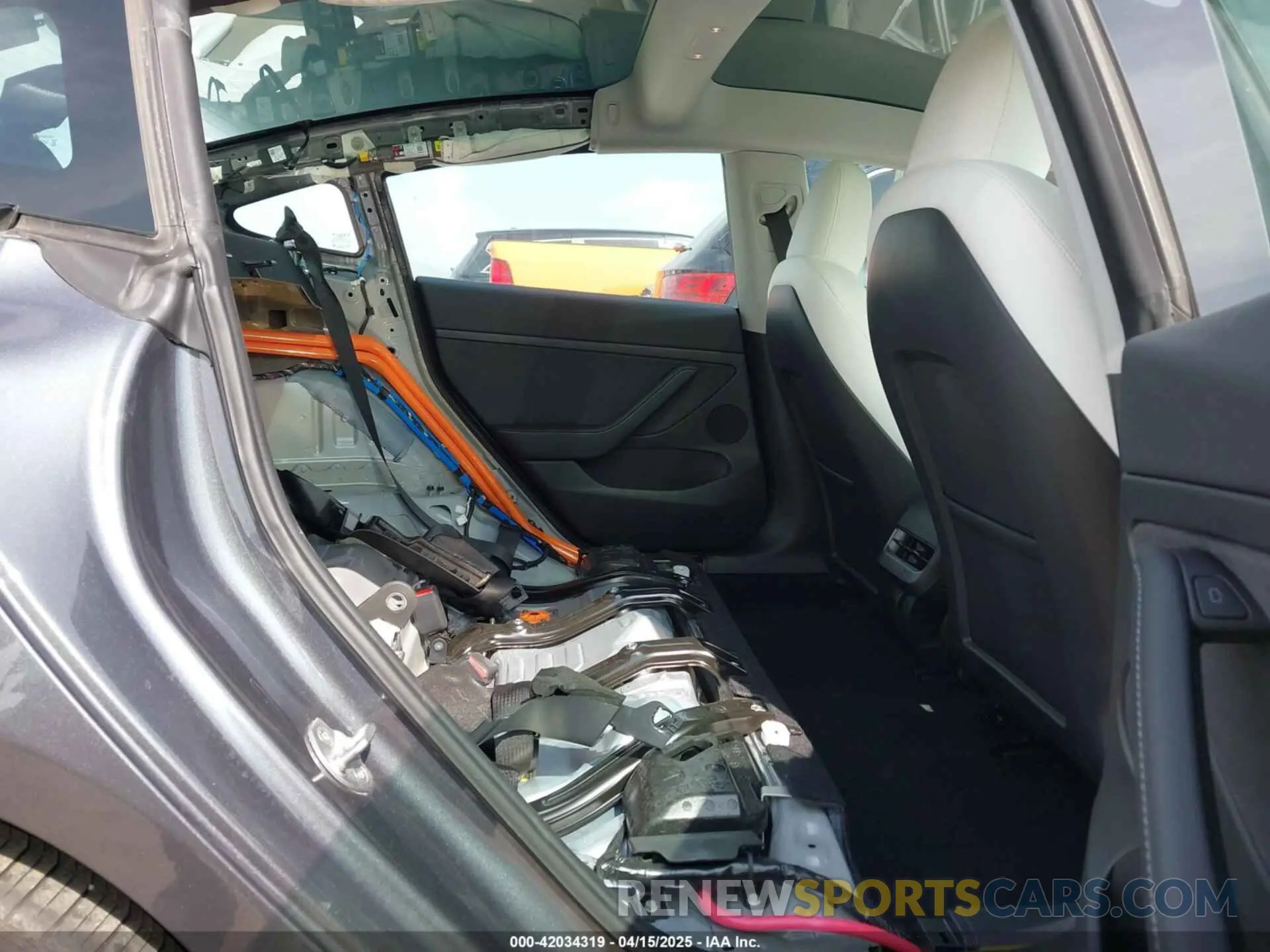 8 Photograph of a damaged car 5YJ3E1EA5PF700307 TESLA MODEL 3 2023