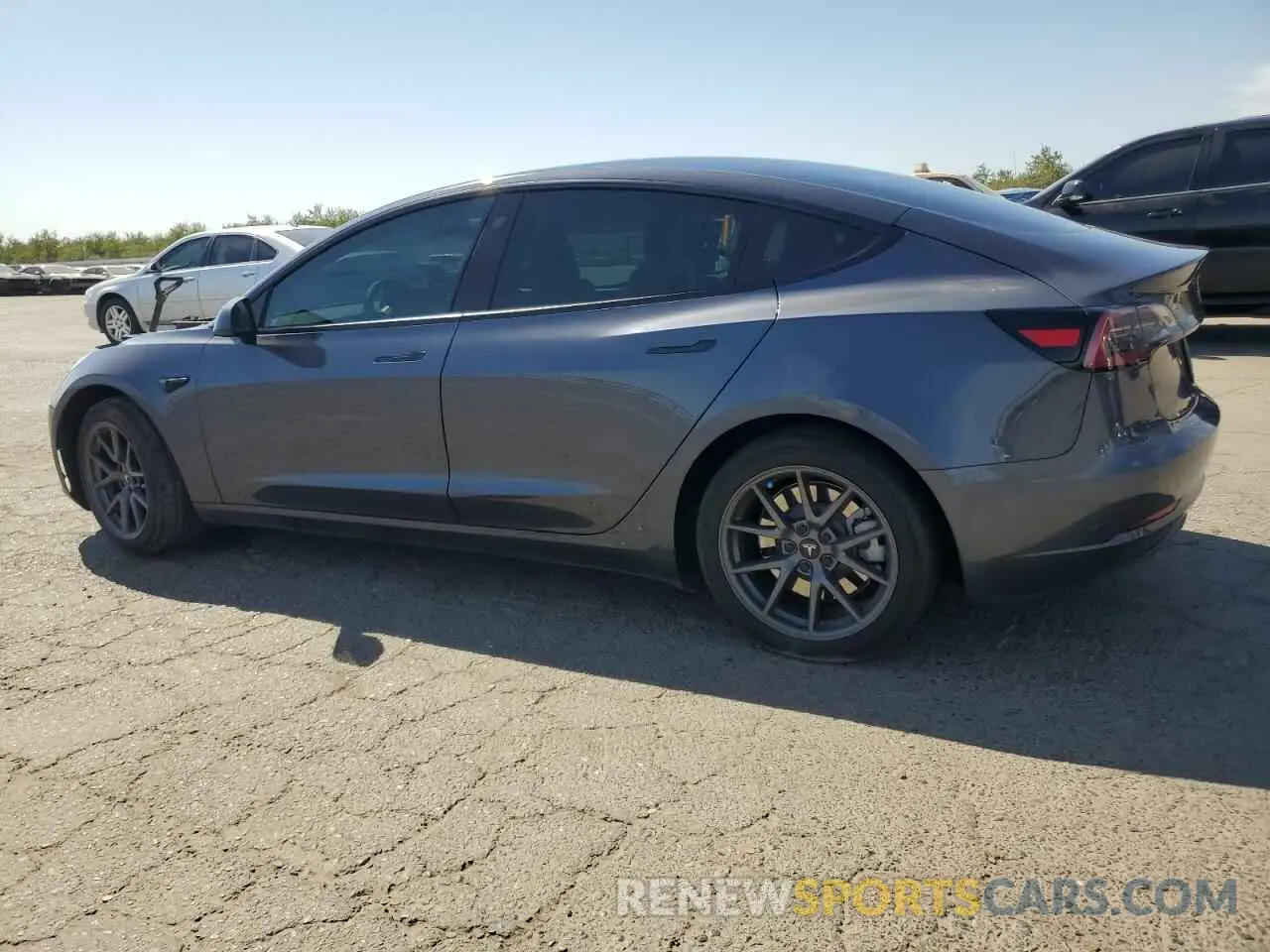 2 Photograph of a damaged car 5YJ3E1EA5PF712375 TESLA MODEL 3 2023