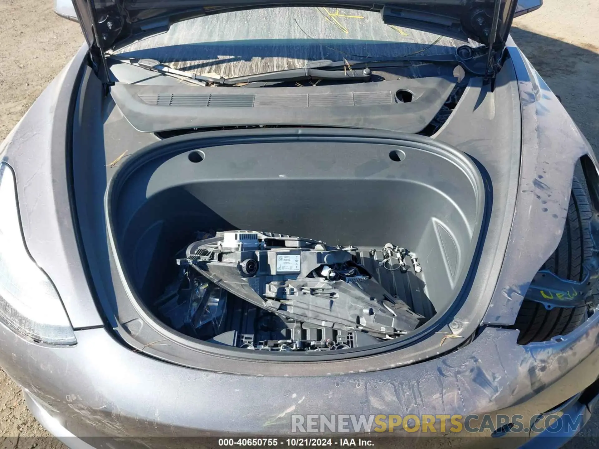10 Photograph of a damaged car 5YJ3E1EA6PF398395 TESLA MODEL 3 2023